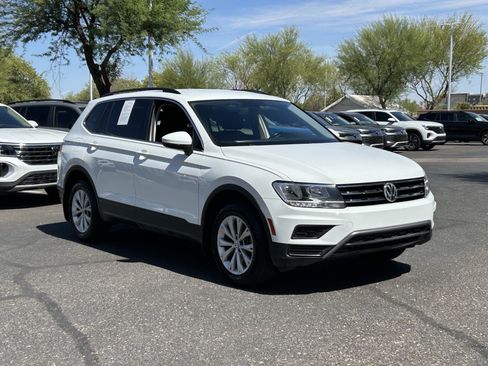 Used 2019 Volkswagen Tiguan SE FWD image 6