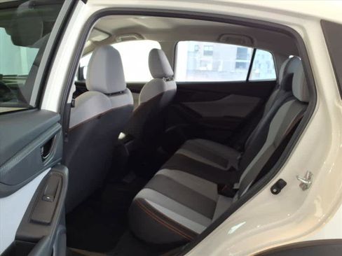 Used 2023 Subaru Crosstrek 2.0i Premium image 16