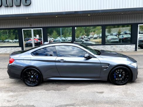 Used 2015 BMW M4 2dr Cpe image 4