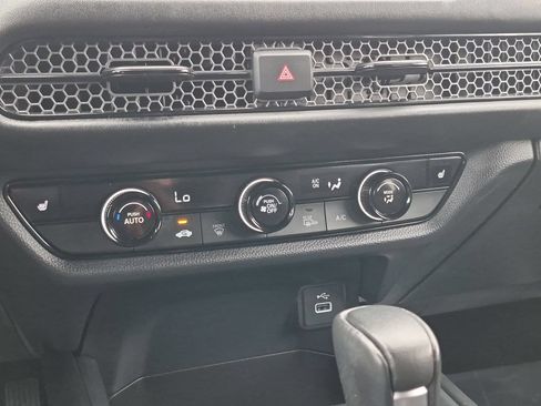 Certified 2025 Honda HR-V Sport image 22