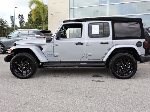 Used 2021 Jeep Wrangler Unlimited Sahara w/ Cold Weather Group image 5