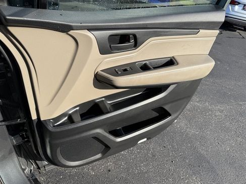 Used 2019 Honda Odyssey EX image 42