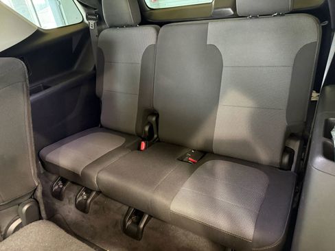 Used 2019 Chevrolet Traverse LS FWD image 11