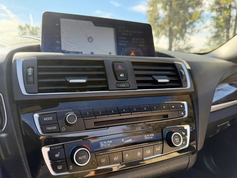 Used 2017 BMW 230i Convertible image 18