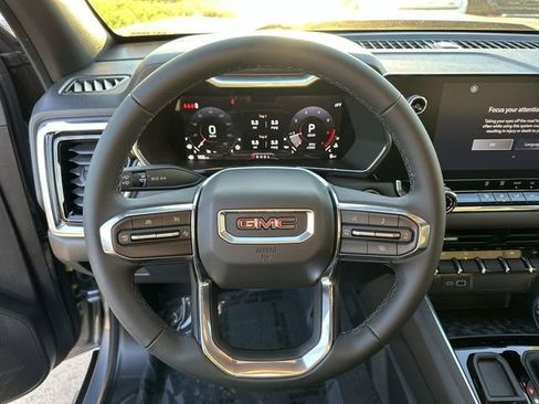 New 2026 GMC Canyon Elevation w/ LPO, Black Badging Package image 8