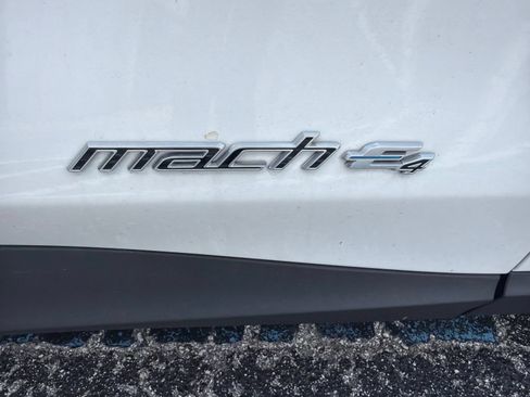 Used 2021 Ford Mustang Mach-E Select w/ Comfort/Appearance Package AWD/4WD image 4