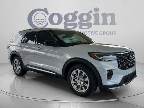New 2026 Ford Explorer Platinum RWD image 7