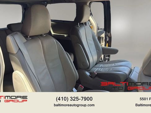 Used 2013 Toyota Sienna Limited w/ Premium Pkg AWD/4WD image 20