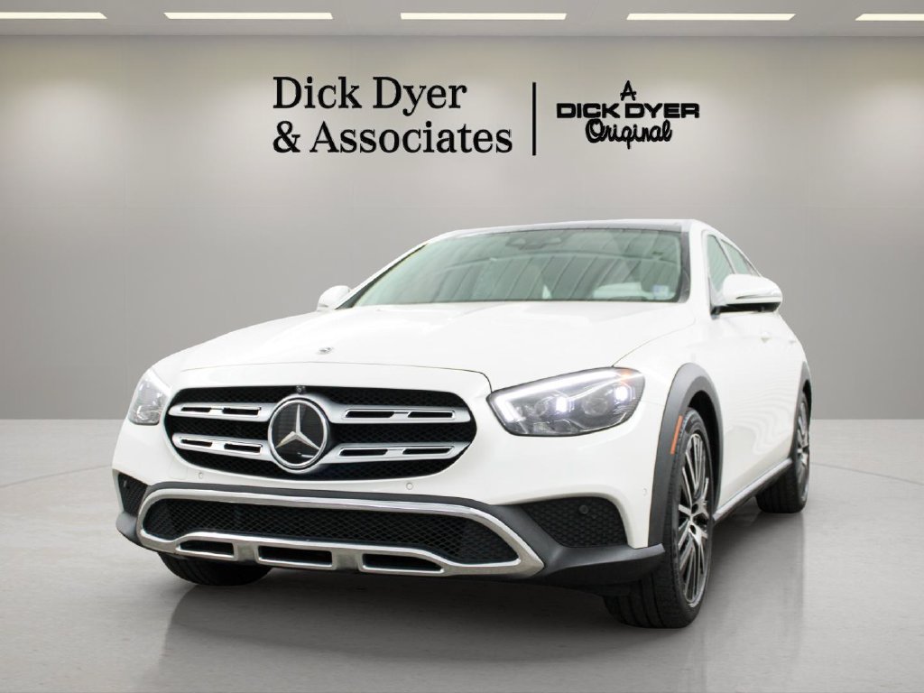 Used 2021 Mercedes-Benz E 450 4MATIC All-Terrain Wagon image 5
