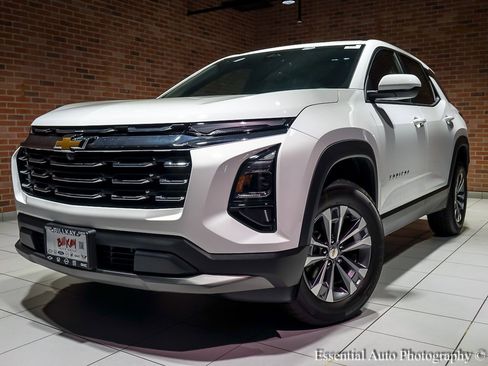 New 2026 Chevrolet Equinox LT w/ Convenience Package II image 2