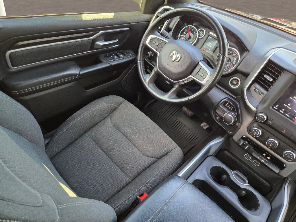 Used 2021 RAM 1500 Big Horn RWD image 16