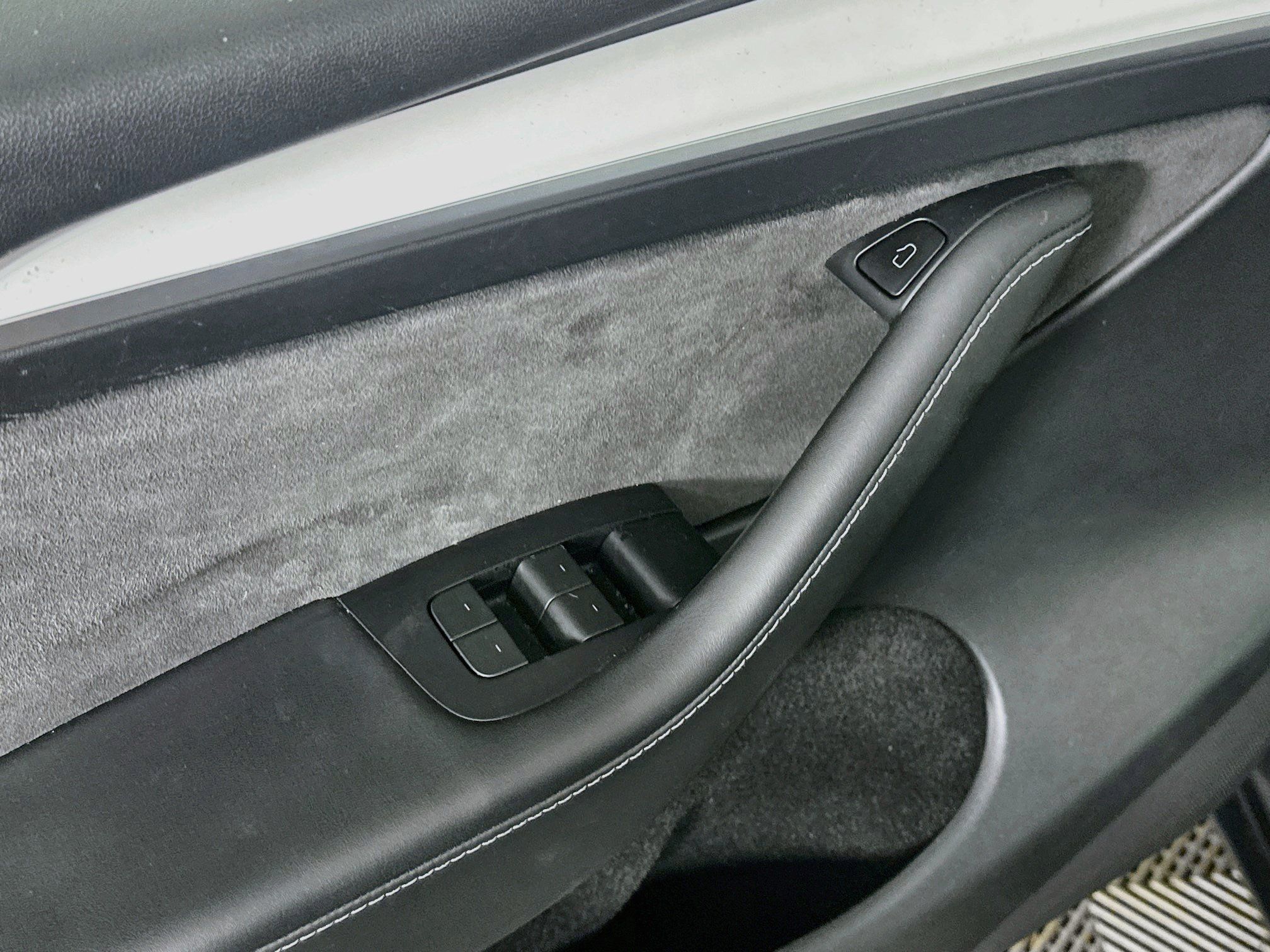 Used 2023 Tesla Model Y Long Range AWD/4WD image 15