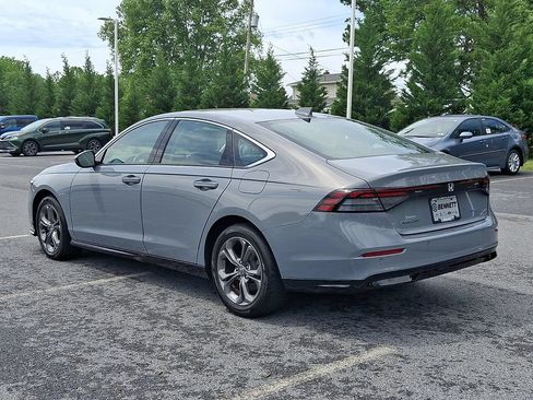 Used 2023 Honda Accord EX-L image 6