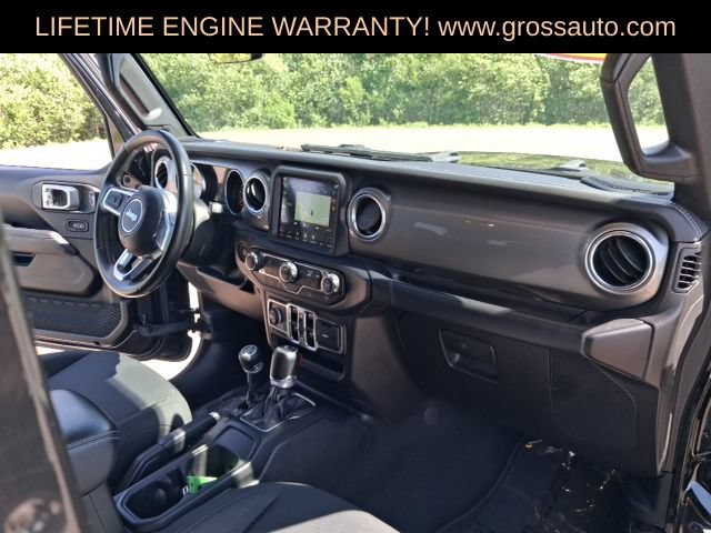 Used 2019 Jeep Wrangler Unlimited Sahara w/ Uconnect 4C Nav & Sound Group AWD/4WD image 31
