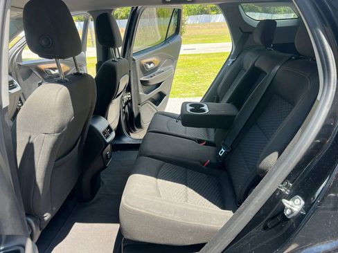Used 2018 GMC Terrain SLE FWD image 9