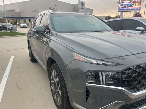 Used 2021 Hyundai Santa Fe Calligraphy image 2