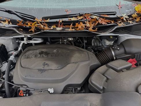 Certified 2023 Honda Odyssey Sport image 12