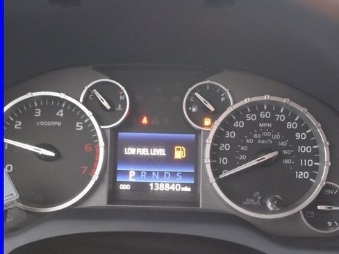 Used 2014 Toyota Tundra 1794 Edition image 30