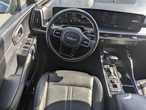 Used 2025 Kia Sorento S FWD image 15