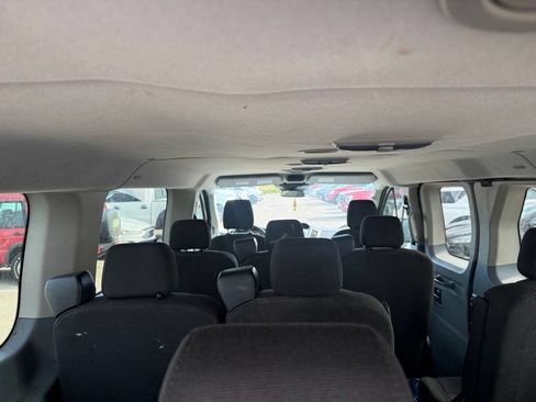 Used 2016 Ford Transit 350 XLT RWD image 9