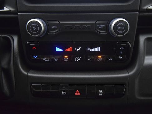 New 2026 RAM ProMaster 2500 w/ Convenience Group FWD image 22