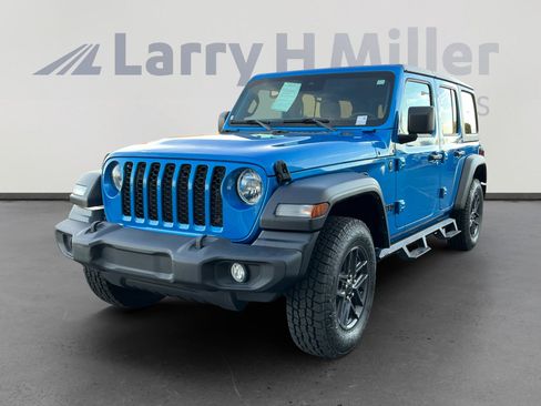 Used 2024 Jeep Wrangler Sport S image 1