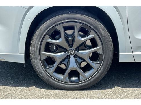 Certified 2025 Lexus TX 500h AWD w/ Technology Package image 27