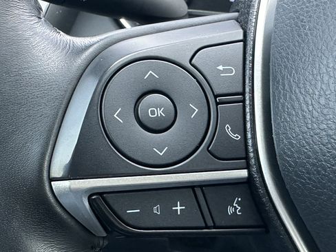 Used 2021 Toyota Camry XLE w/ Navigation Upgrade Package FWD image 24