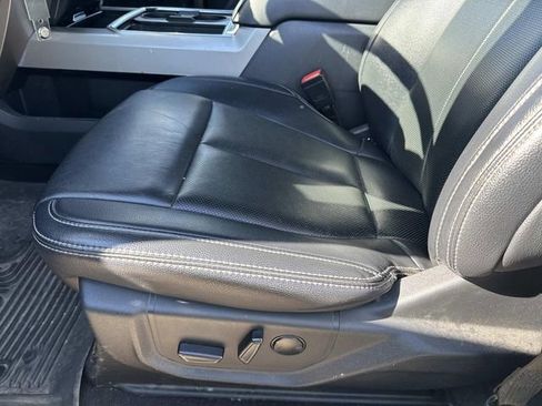 Used 2022 Ford F350 Lariat w/ FX4 Off-Road Package image 21