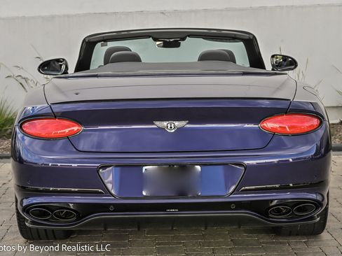 Used 2023 Bentley Continental GT V8 image 6