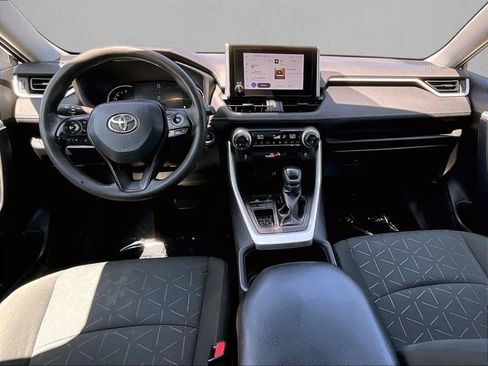 Used 2023 Toyota RAV4 XLE w/ Convenience Package FWD image 16
