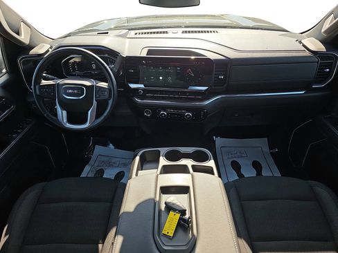 Used 2024 GMC Sierra 1500 Elevation image 9