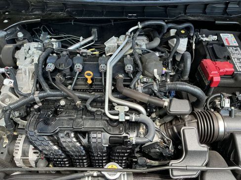 Used 2025 Nissan Altima 2.5 SV FWD image 27