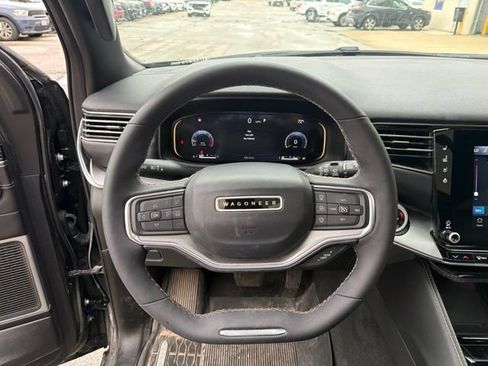 Used 2024 Jeep Wagoneer Series II AWD/4WD image 22