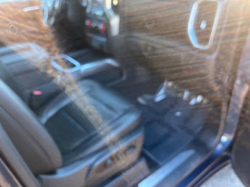 Used 2020 Chevrolet Silverado 1500 LTZ w/ LTZ Premium Package image 14