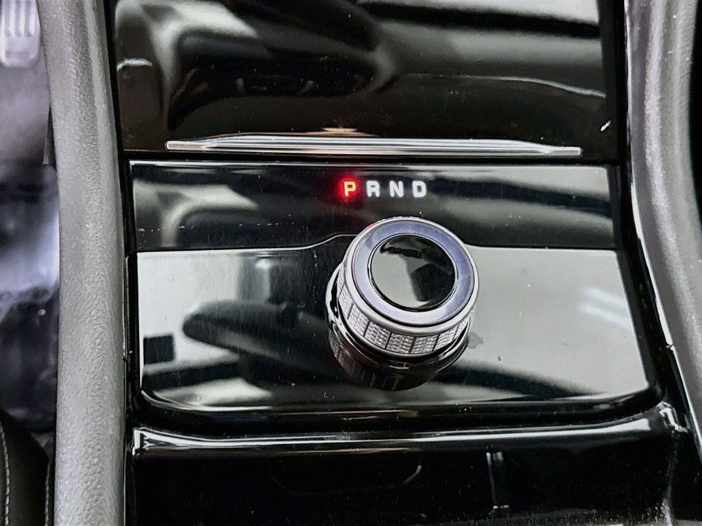 Used 2023 Jeep Grand Cherokee L Laredo AWD/4WD image 8