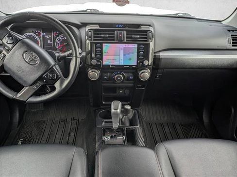 Used 2022 Toyota 4Runner TRD Off-Road Premium AWD/4WD image 12
