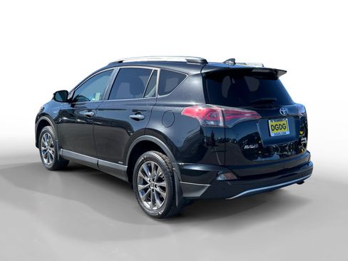 Used 2018 Toyota RAV4 Limited w/ Advanced Technology Package AWD/4WD image 3