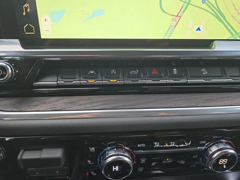 Used 2026 GMC Sierra 1500 SLT w/ SLT Premium Package image 26