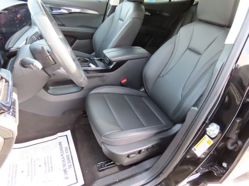 Used 2025 Buick Envision Preferred image 37