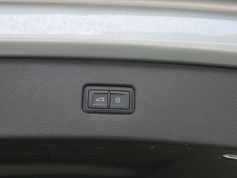 Certified 2025 Audi Q7 3.0T Premium image 16