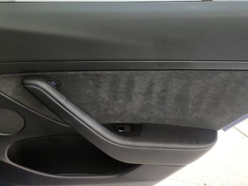 Used 2023 Tesla Model 3 Standard Range RWD image 40
