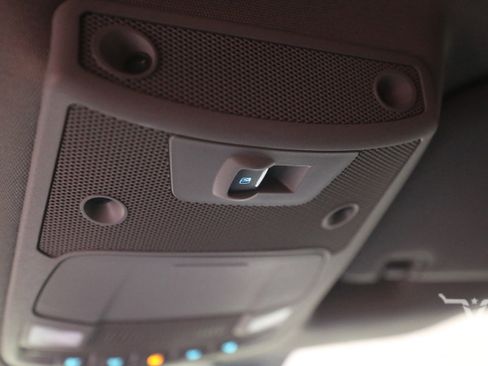 Used 2015 Ford F150 Lariat w/ Equipment Group 502A Luxury image 27