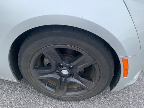 Used 2016 Chevrolet Camaro LT RWD image 4