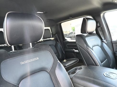 Used 2025 RAM 1500 Laramie AWD/4WD image 40