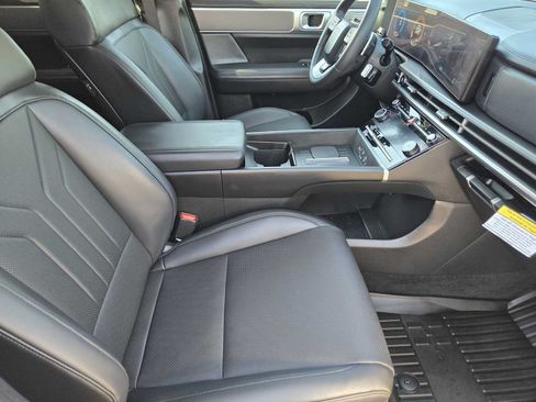 Certified 2026 Hyundai Santa Fe SEL FWD image 28