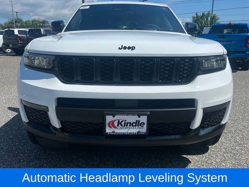 New 2025 Jeep Grand Cherokee L Limited w/ Black Appearance Package image 2