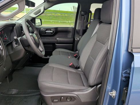 Used 2024 Chevrolet Silverado 1500 Custom image 12