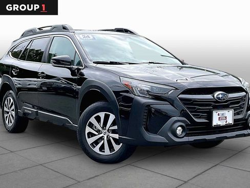 Used 2024 Subaru Outback Premium AWD/4WD image 3