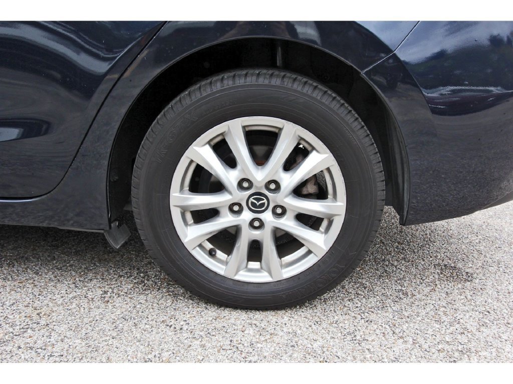 Used 2015 MAZDA MAZDA3 i Touring FWD image 29